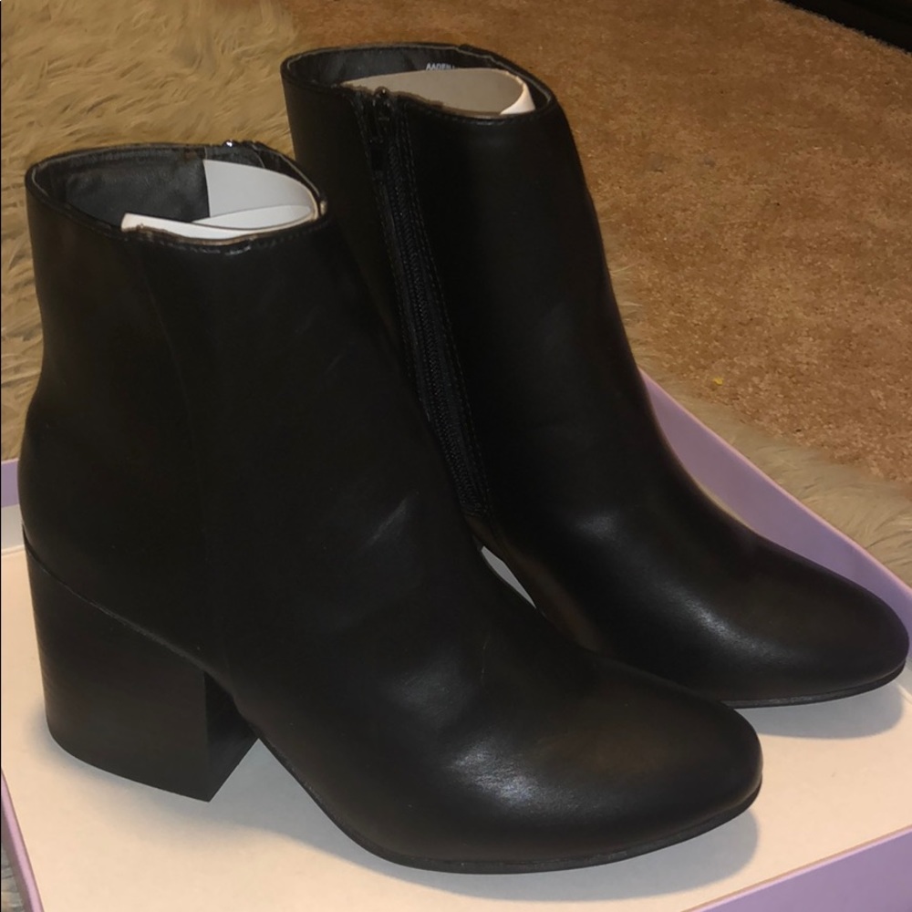 black booties